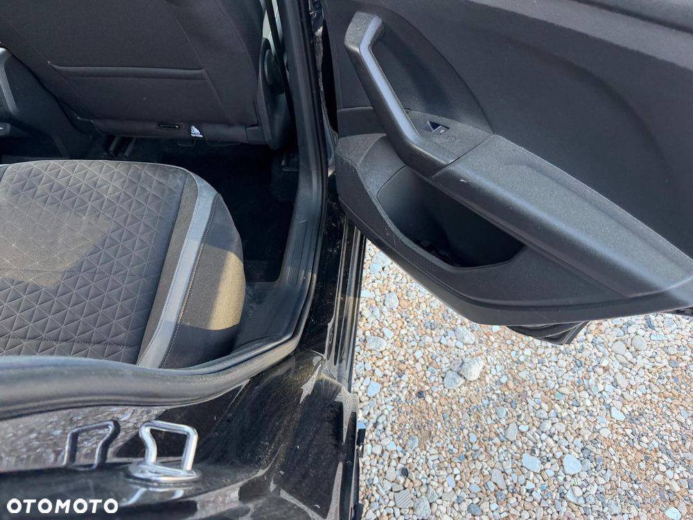 Volkswagen T-Cross - 21