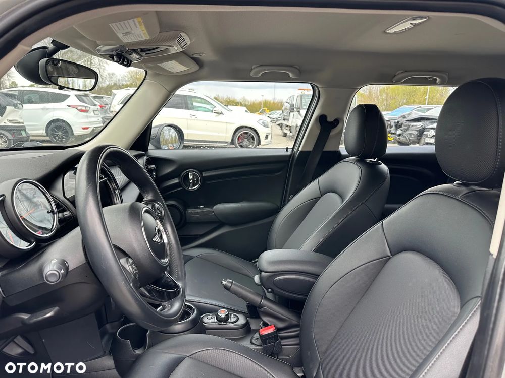 Volkswagen Arteon - 16