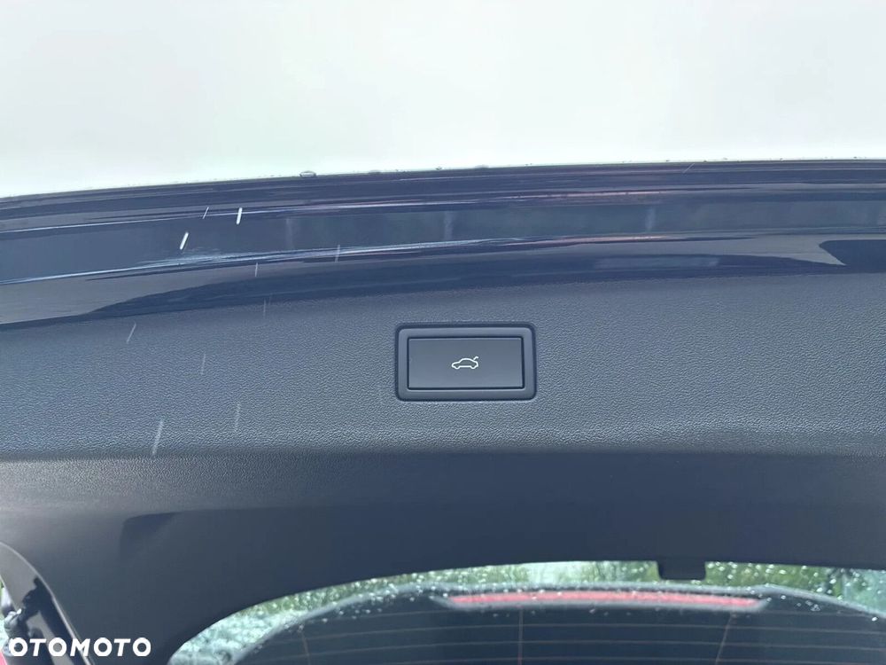 Volkswagen Tiguan - 31