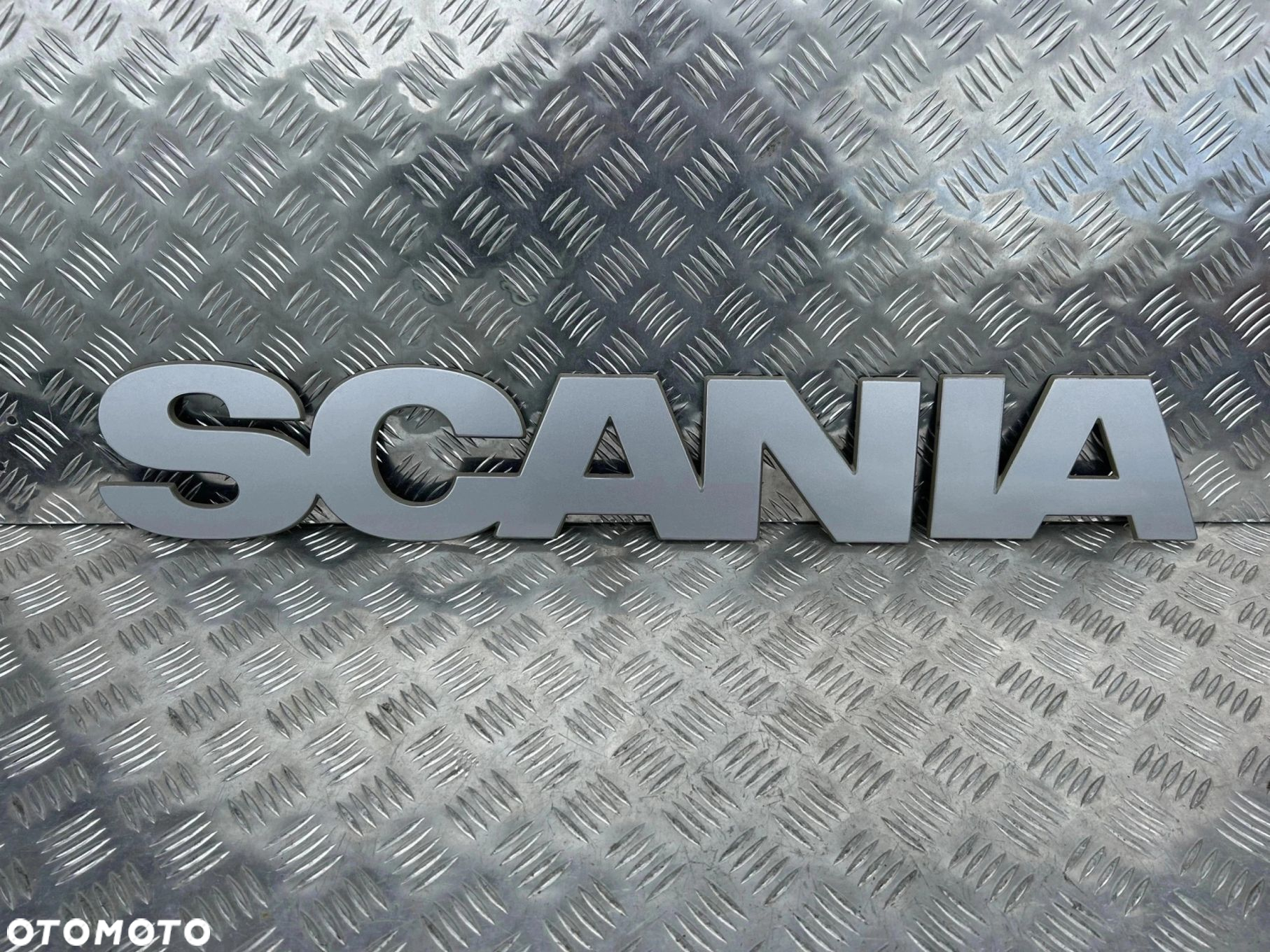 NAKLEJKA CHROMOWANA NOWA NA NAPIS SCANIA R - 3