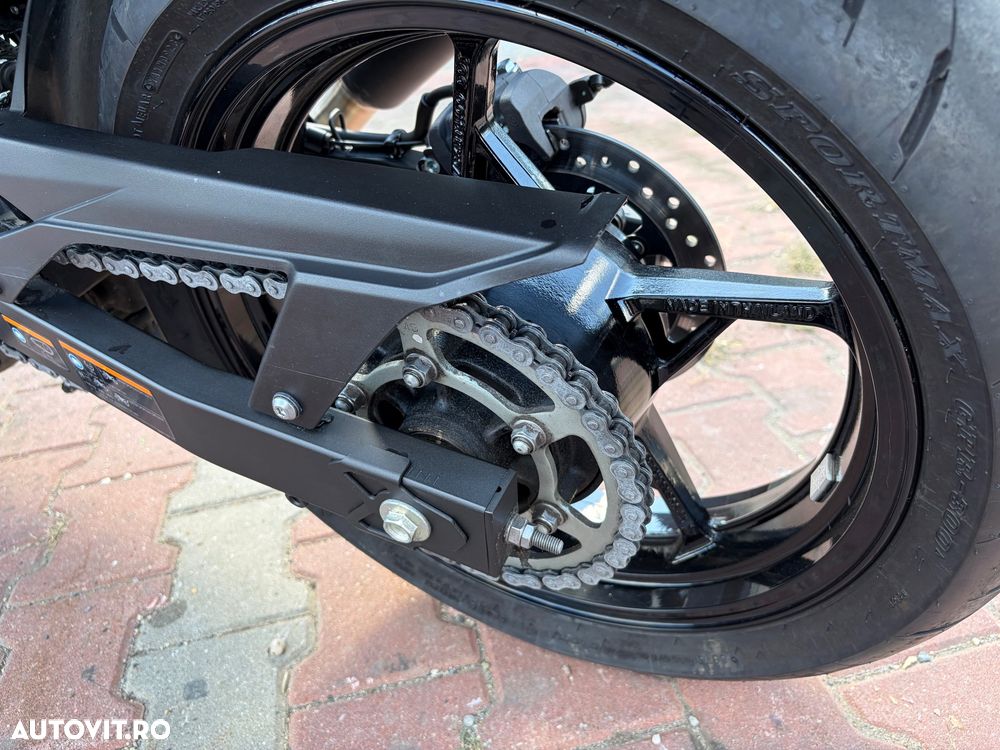 Kawasaki Ninja 500 - 21