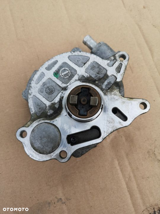 Vacum Pompa Audi A3 8P Golf VI 2.0 TDI 03L145100 - 2