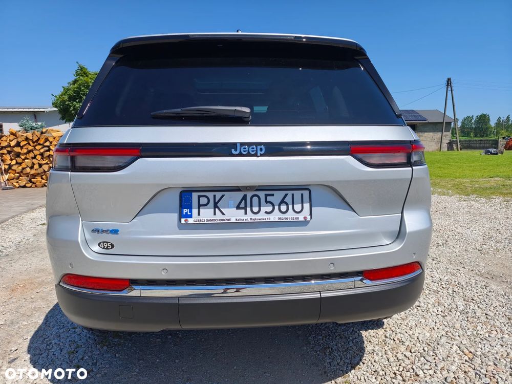 Jeep Grand Cherokee - 4