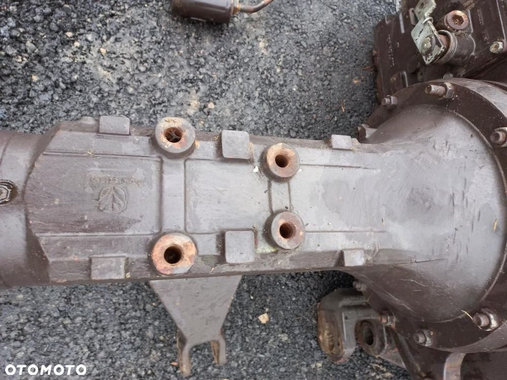 New Holland tylny most 5167252,obudowa ,zwolnica,półoś,rozdzielacz,atak,sworzeń siły uciągu,układ planetarny,5154645,fiat,F110,F130,F140,TM120,8160,M135 FORD,0538009531,5152331,5157158,HAMULCE,tarcza,7840,8240,SILNIK 6 cylindrów pompa wtryskowa,ga401,sl,sle,chłodnica łoże,kołyska,wał,blok. - 12