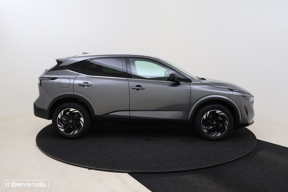 Nissan Qashqai 1.3 DIG-T N-Connecta Xtronic - 5