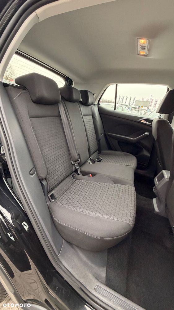 Volkswagen T-Cross - 11