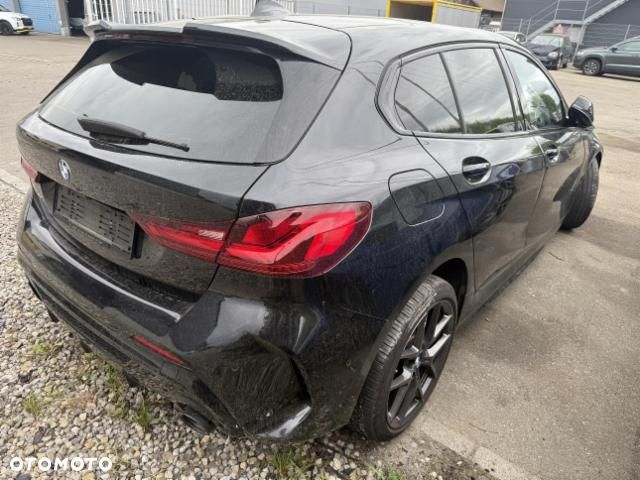 BMW Seria 1 M135i xDrive Edition Colorvision - 4