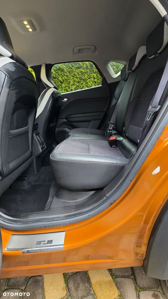 Renault Captur TCe 100 INTENS - 12