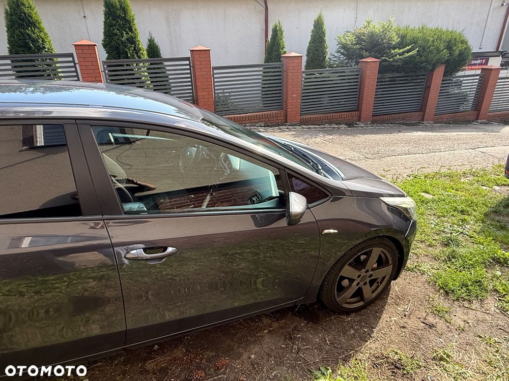Kia Ceed 1.4 CVVT Fifa World Cup Edition - 7