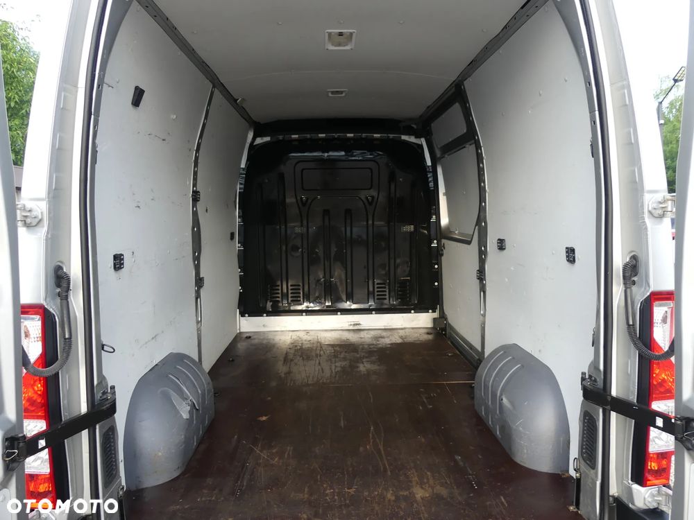 Renault Master - 22