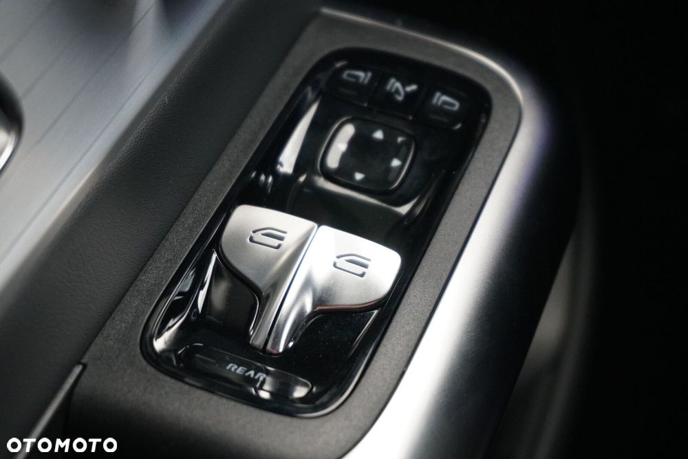Mercedes-Benz GLB 250+ EQ 85kWh - 21