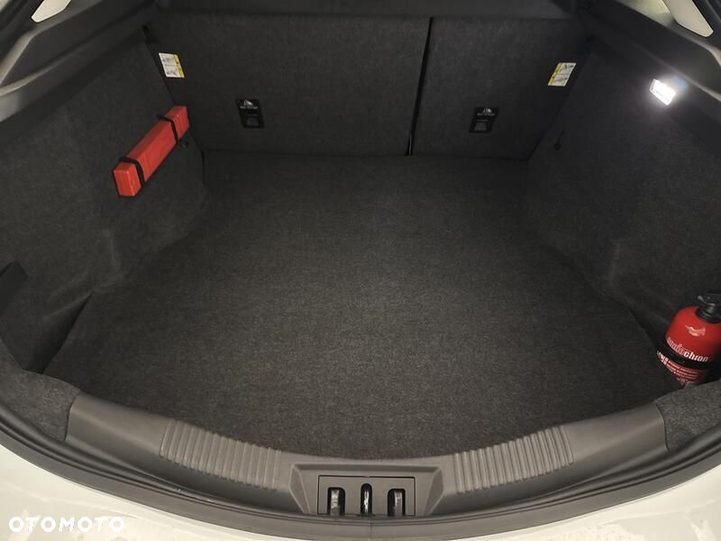 Ford Mondeo - 23