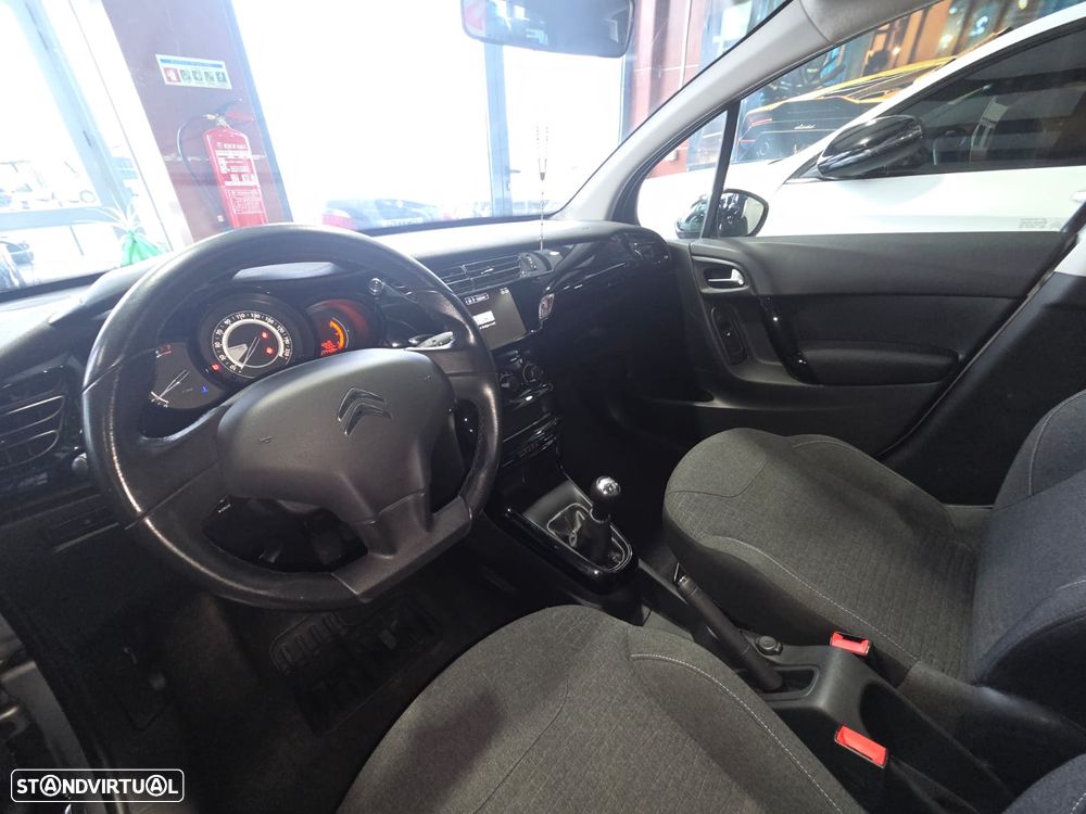 Citroën C3 1.2 PureTech Attraction - 17