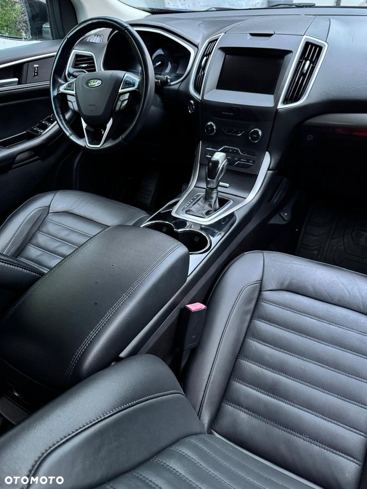 Ford Edge - 22