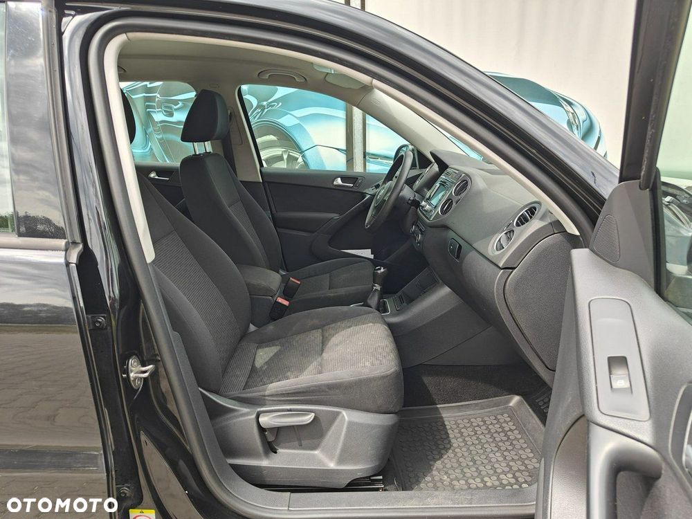 Volkswagen Tiguan - 13