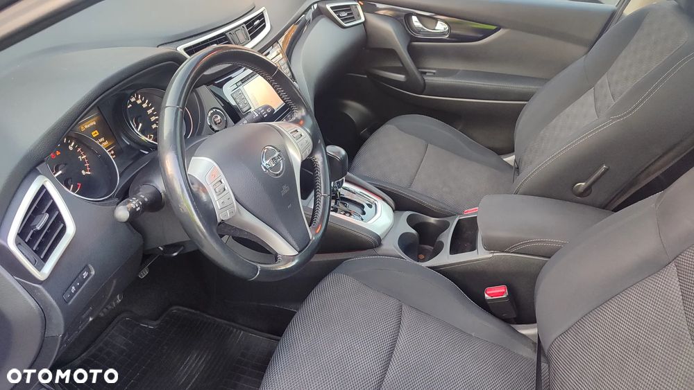Nissan Qashqai 1.2 DIG-T Xtronic 360 - 10
