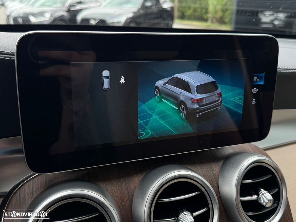 Mercedes-Benz GLC 300 d 4Matic - 45