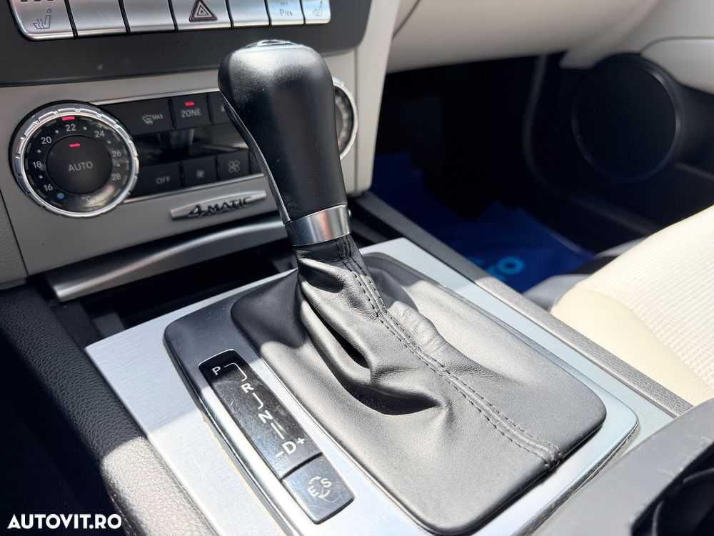 Mercedes-Benz C 250 CDI 4-Matic BlueEFFICIENCY - 17