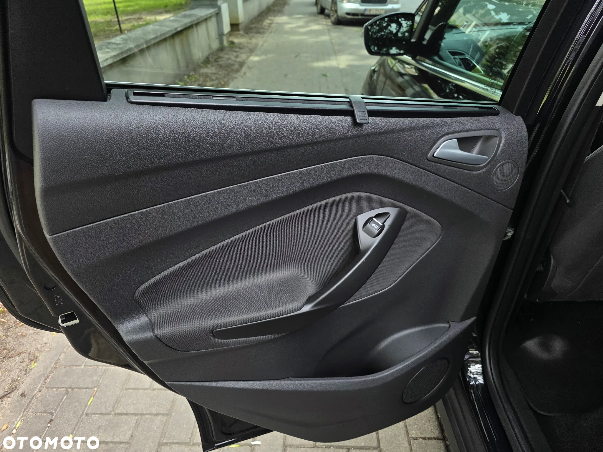 Ford C-MAX 2.0 TDCi Start-Stop-System Titanium - 21