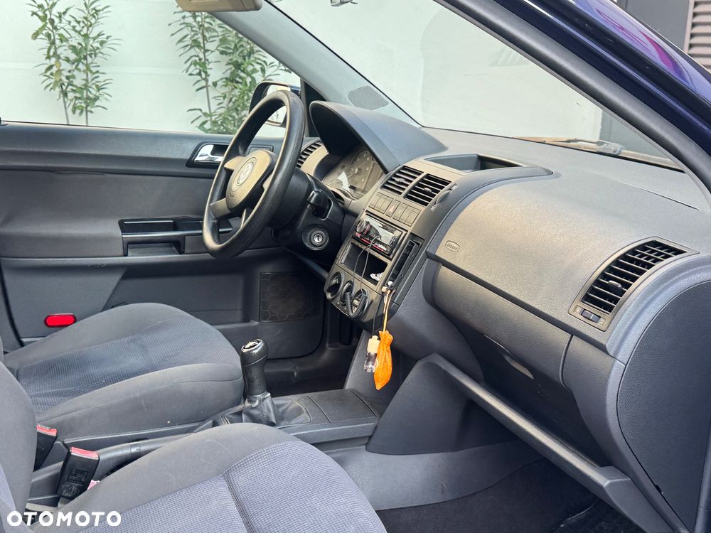 Volkswagen Polo 1.2 Trendline - 25