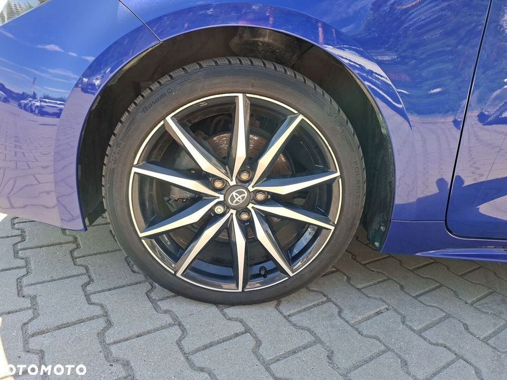 Toyota Corolla 2.0 Hybrid GR Sport Dynamic - 16