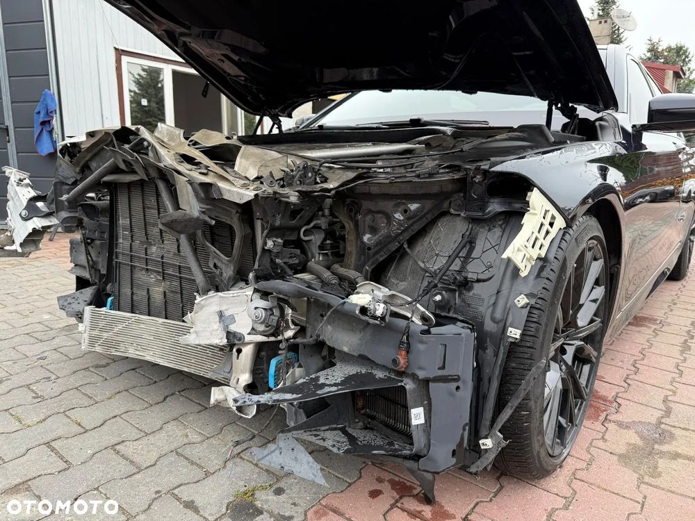 BMW Seria 7 740Li sport - 15