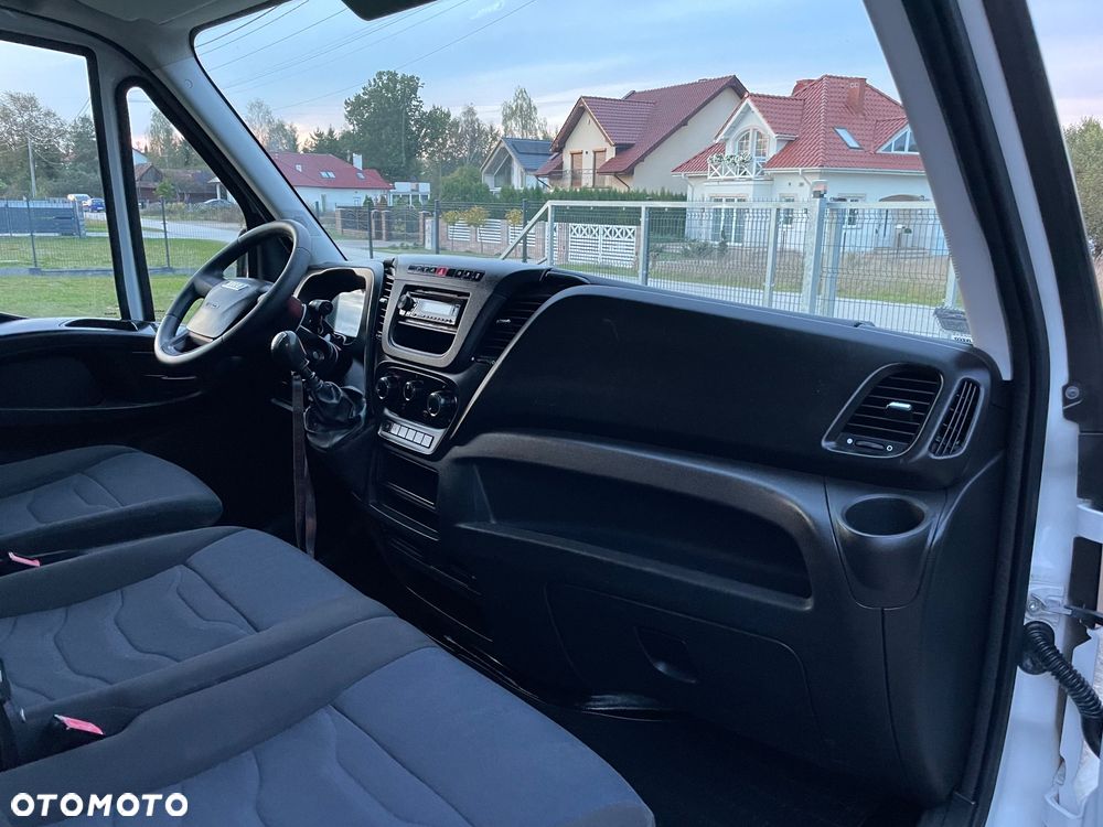 Iveco Daily - 28