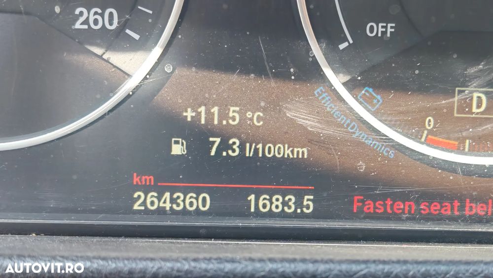 BMW Seria 3 318d Aut. Luxury Line - 14