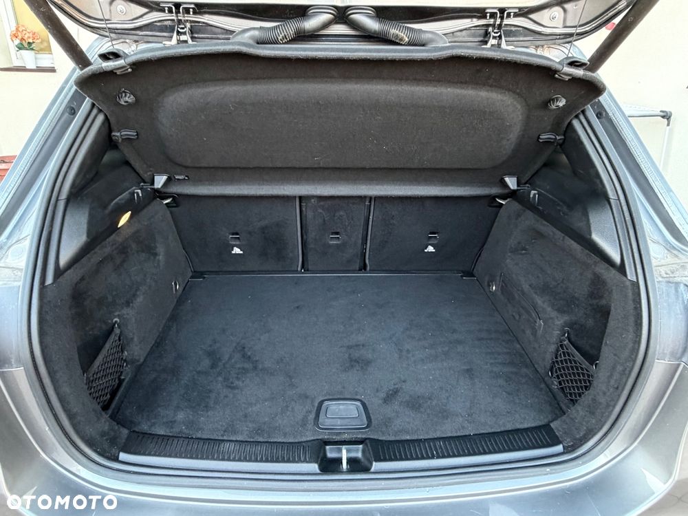 Mercedes-Benz Klasa B 180 7G-DCT Progressive - 27