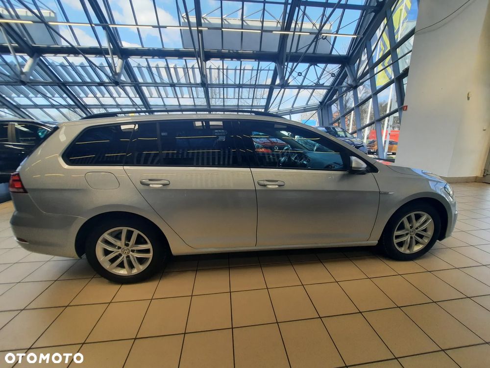 Volkswagen Golf 1.5 TSI BMT Evo Comfortline - 12