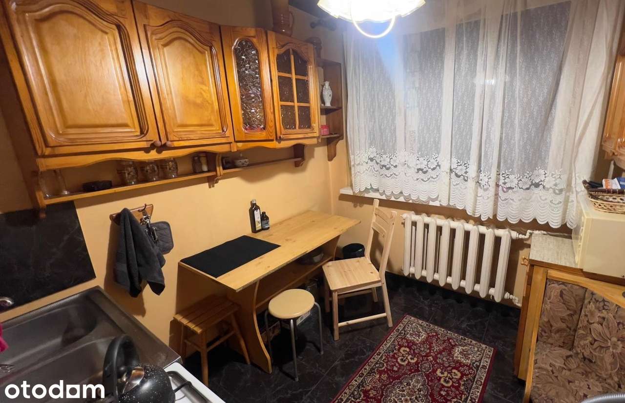Dwupokojowe mieszkanie z balkonem w dobrej lokalizacji - Pełny obrazek: 2/8