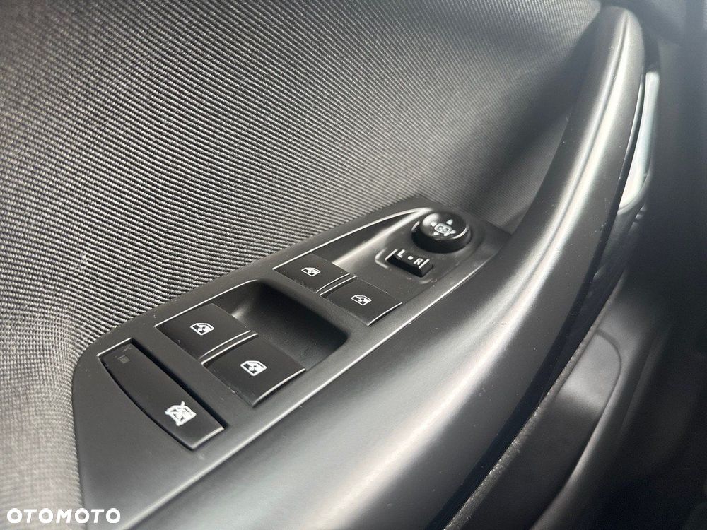 Opel Astra V 1.6 CDTI Dynamic S&S - 23