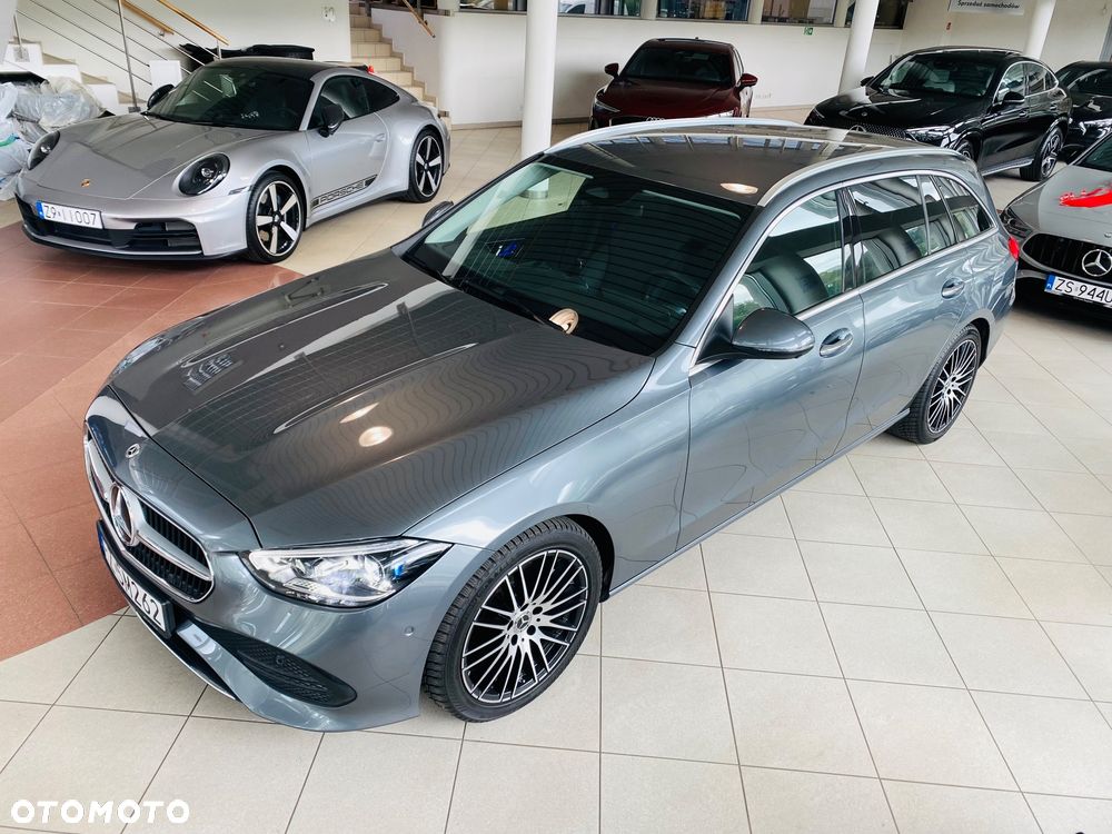 Mercedes-Benz Klasa C 220 d mHEV - 4