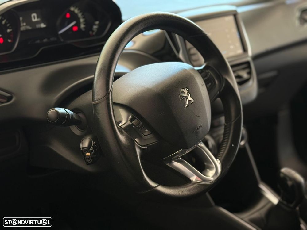 Peugeot 208 PureTech 75 Like - 12
