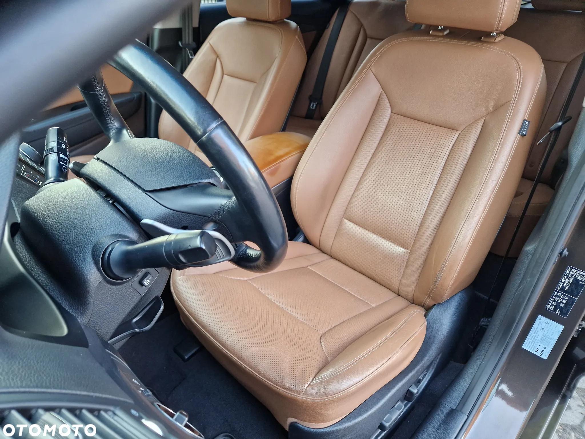Hyundai i40 Kombi blue 1.7 CRDi DCT Premium - 25