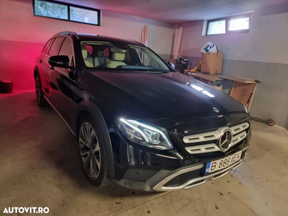 Mercedes-Benz E 220 d T-Modell 4MATIC Aut - 1