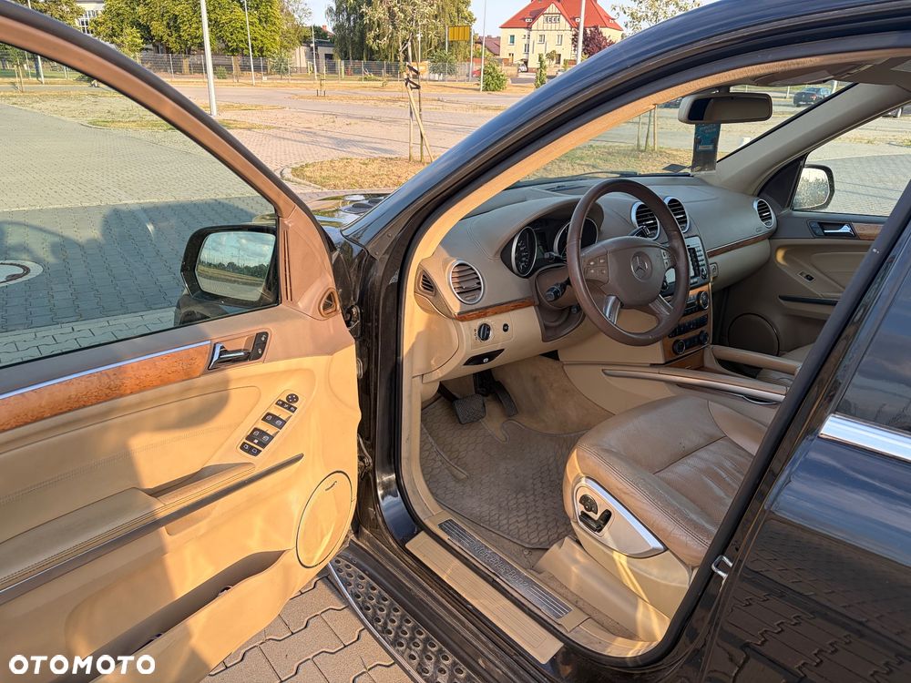 Mercedes-Benz GL 420 CDI - 14