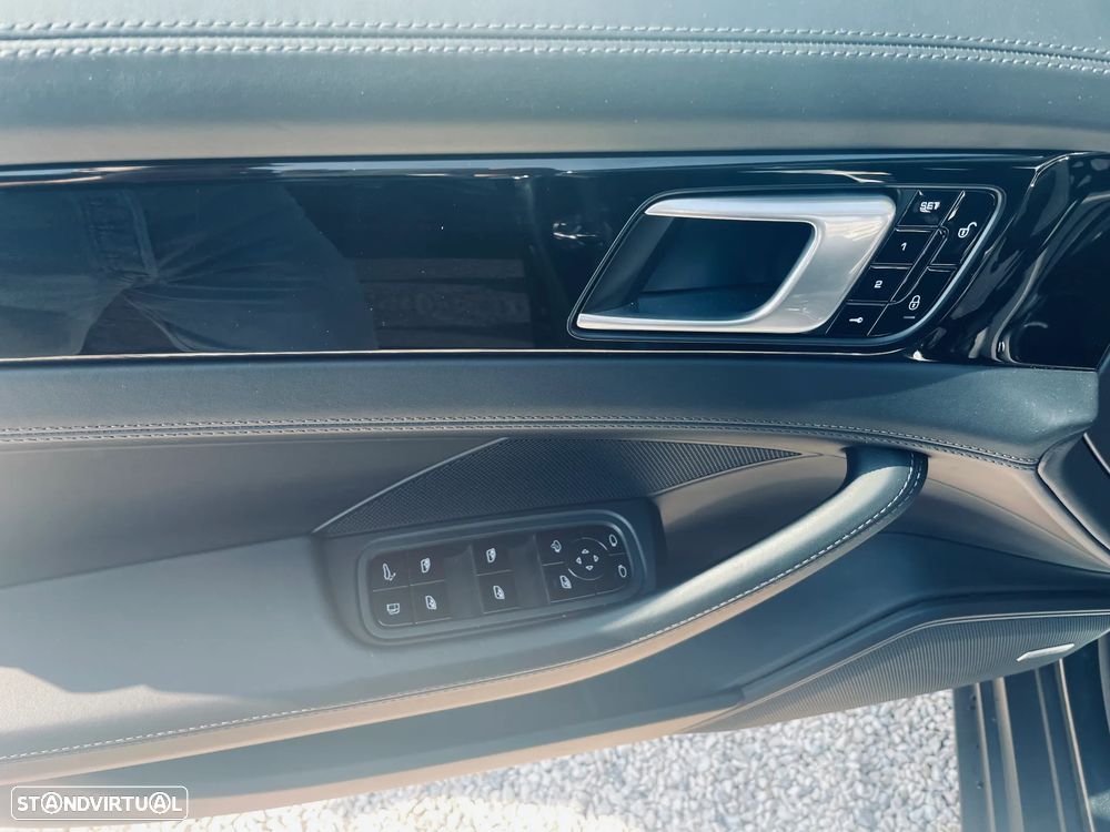 Porsche Panamera 4 E-Hybrid Platinum Edition - 7