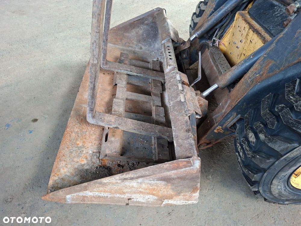 New Holland Ls 180 4X4 - 24