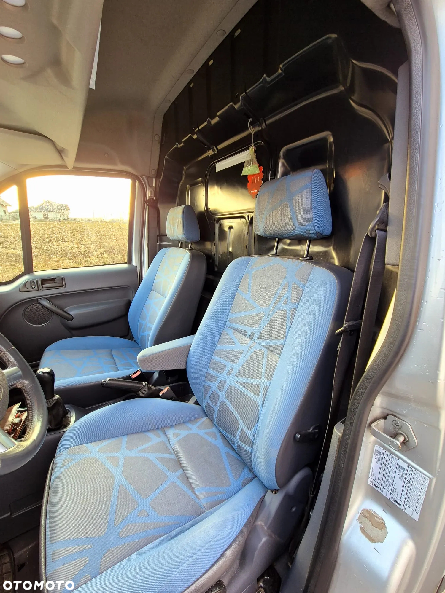 Ford Transit Connect - 6