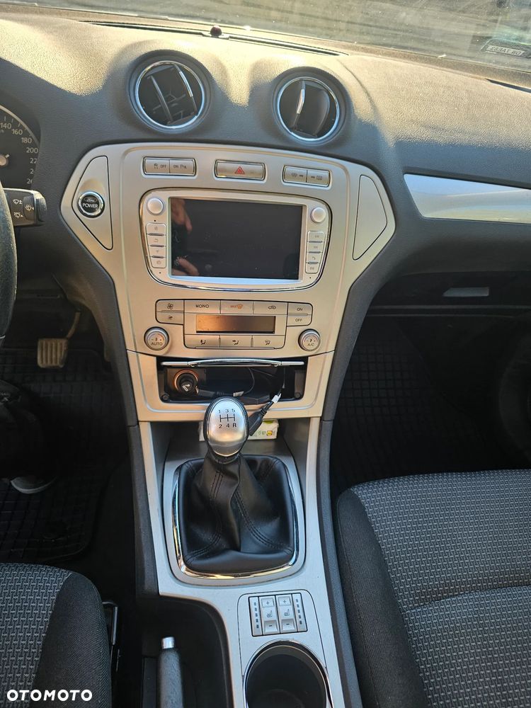 Ford Mondeo - 6