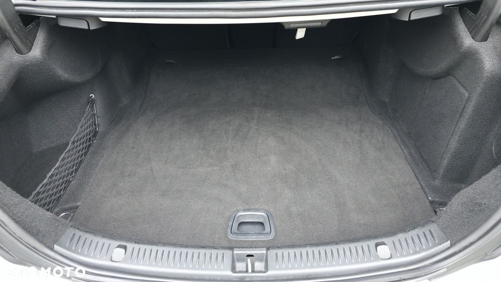Mercedes-Benz Klasa E 220 d 9G-TRONIC Avantgarde - 21