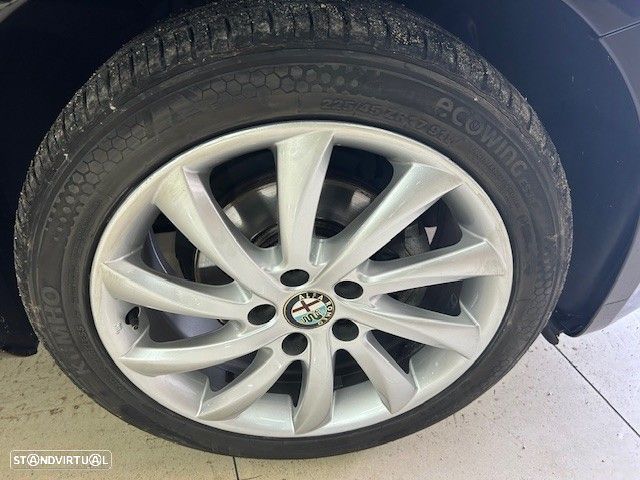 Alfa Romeo Giulietta 1.6 JTDM Distinctive - 22