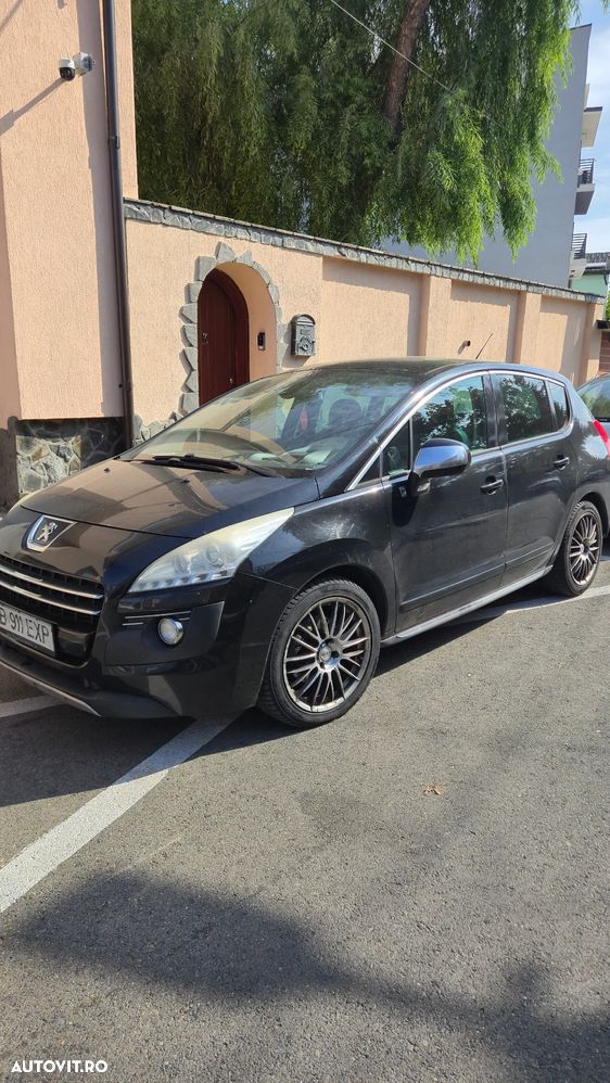 Peugeot 3008 Hybrid4 - 1