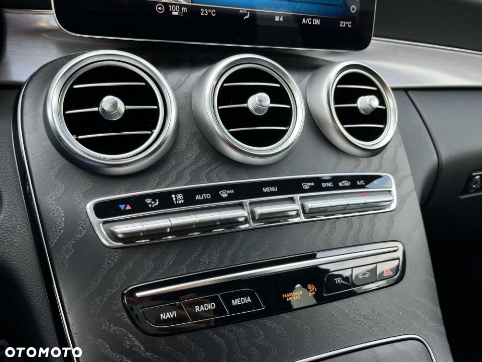 Mercedes-Benz Klasa C - 26