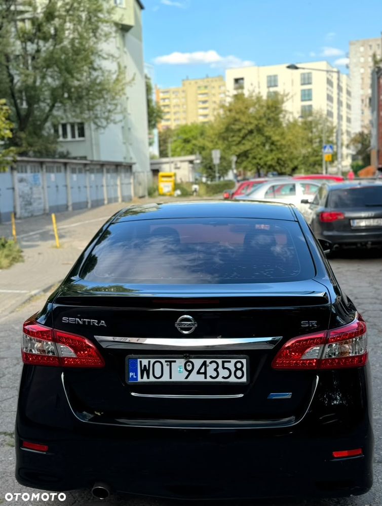 Nissan Sentra 2.0 - 3