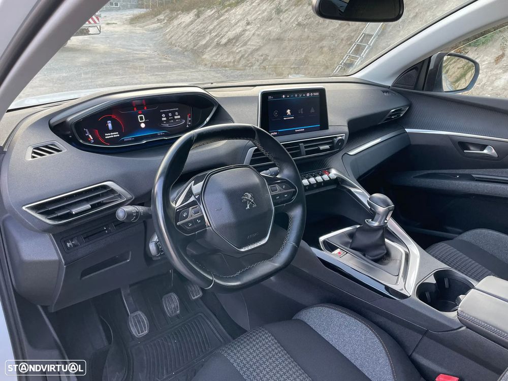 Peugeot 5008 BlueHDI 120 Allure - 6