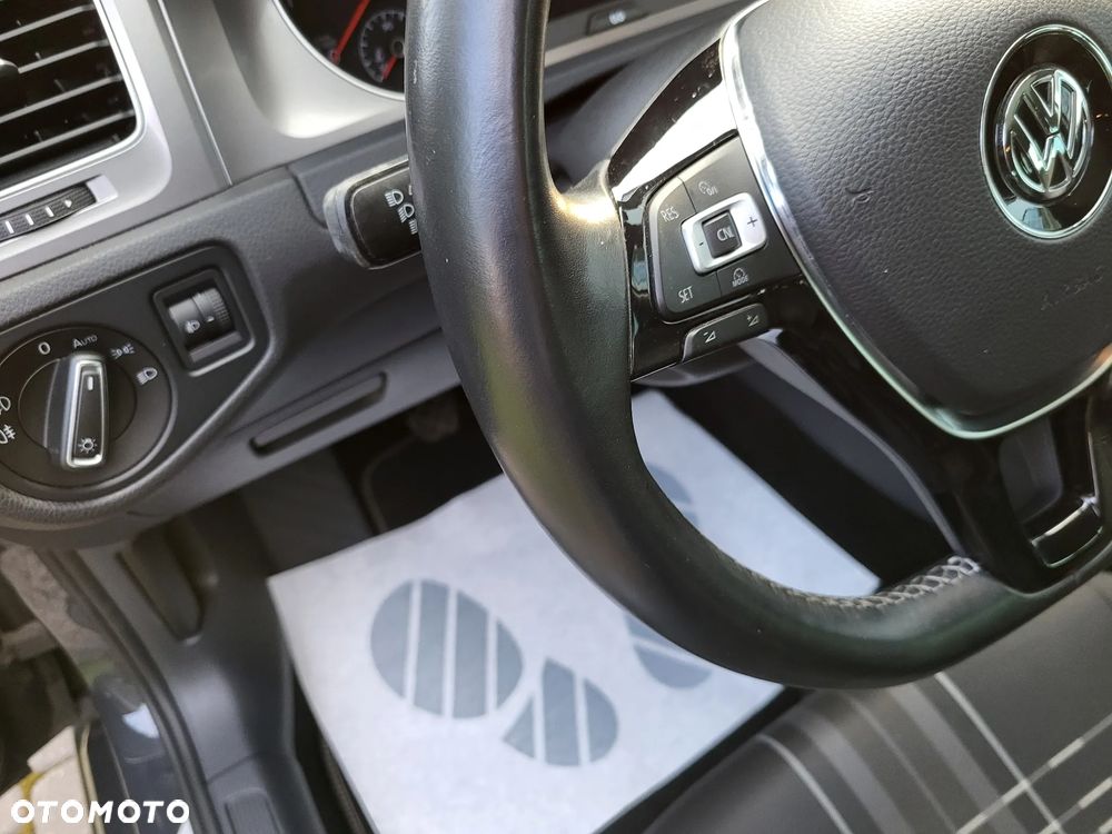 Volkswagen Golf 2.0 TDI BlueMotion Technology Lounge - 14