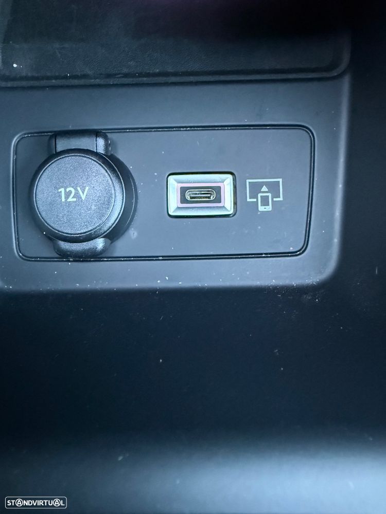 Peugeot 308 225 e-EAT8 GT - 29