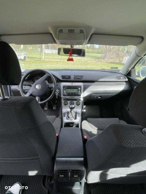 Volkswagen Passat - 5